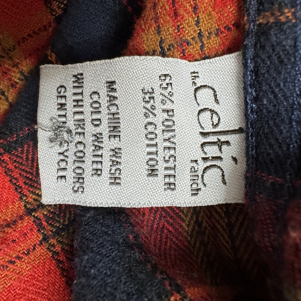 Celtic Ranchwear Shirt Mens M Red Plaid Flannel Band Collar Casual Weekend - Picture 6 of 8